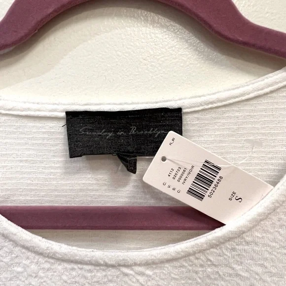 Anthropologie Ivory Top - Picture 3 of 3